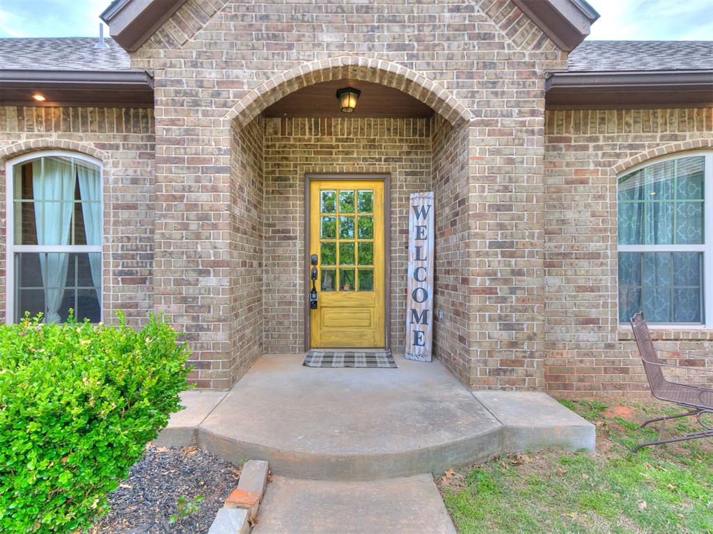 1595 Red River Circle