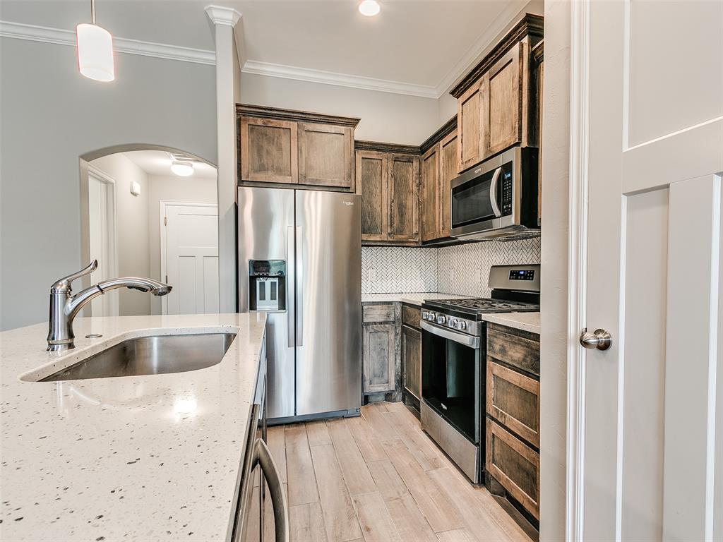 13808 Village Cove