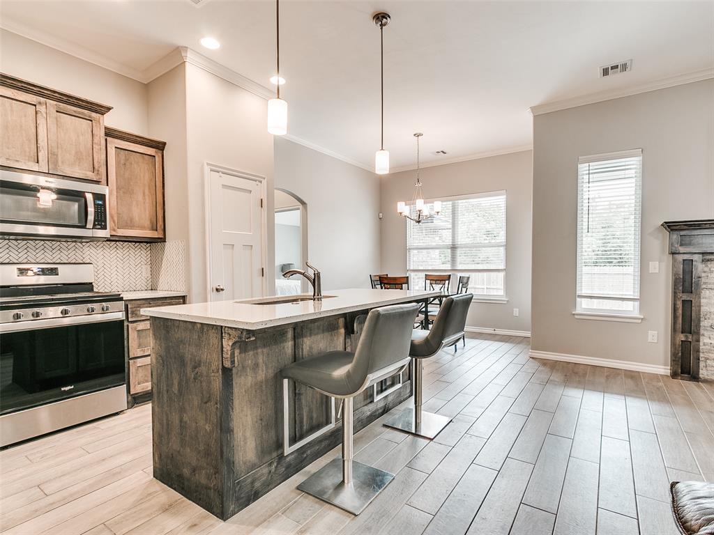 13808 Village Cove