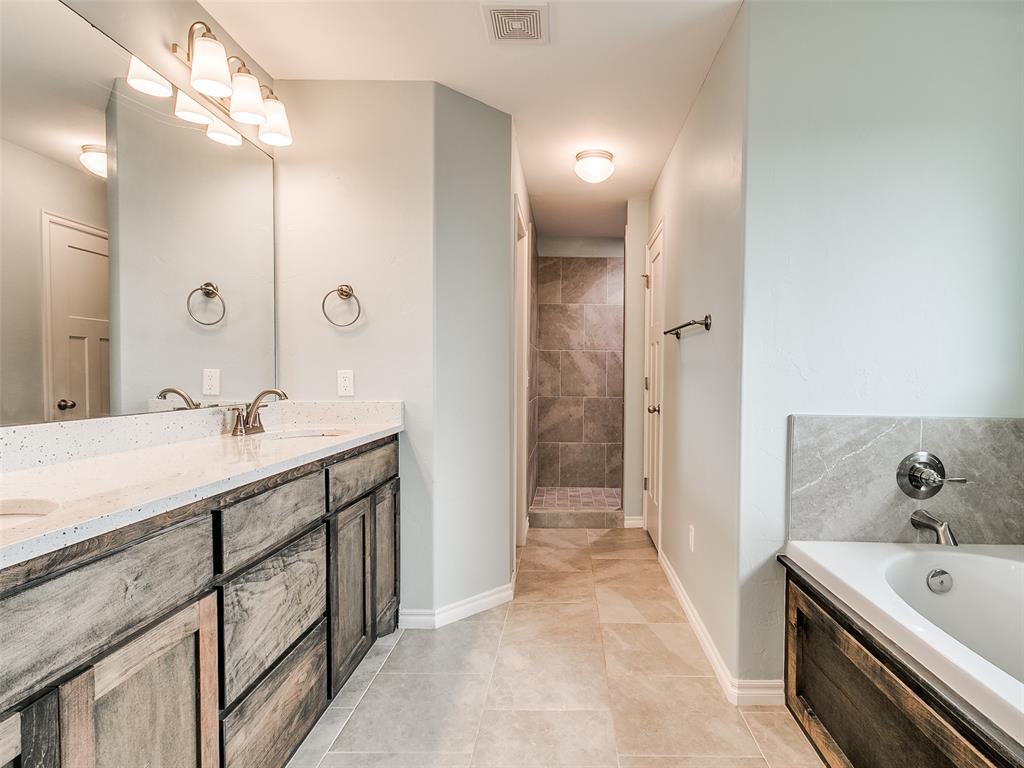13808 Village Cove