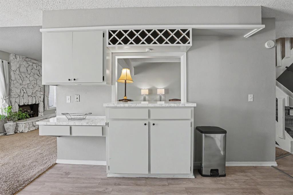 9828 Hefner Village Place