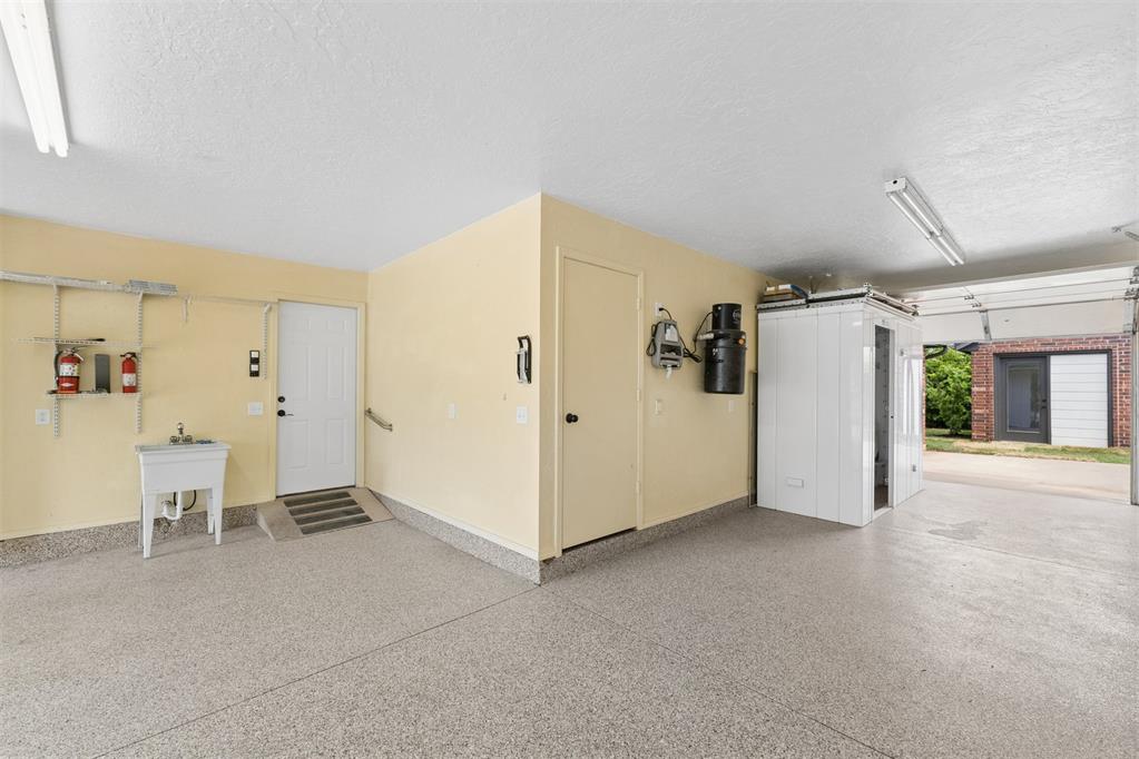 305 E Richmond Terrace
