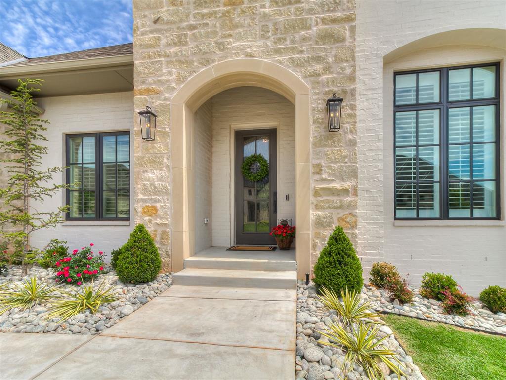 2916 Flycatcher Lane
