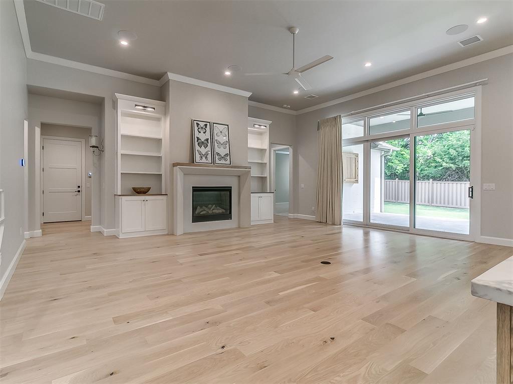 2916 Flycatcher Lane