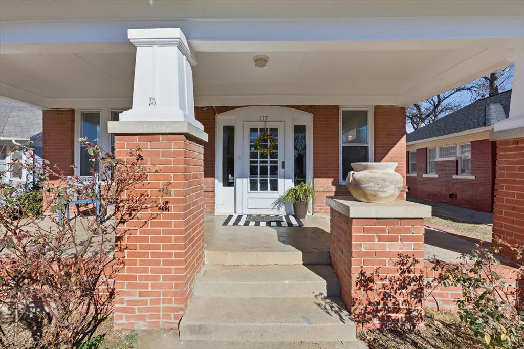 117 NW 25th Street