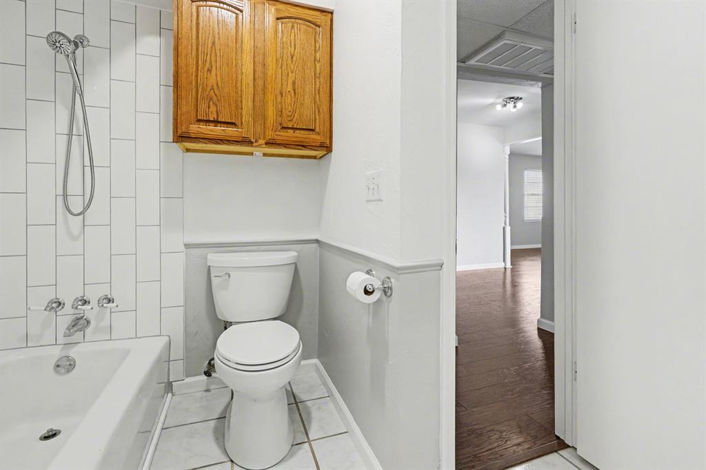 6700 N Meridian Avenue Unit: G