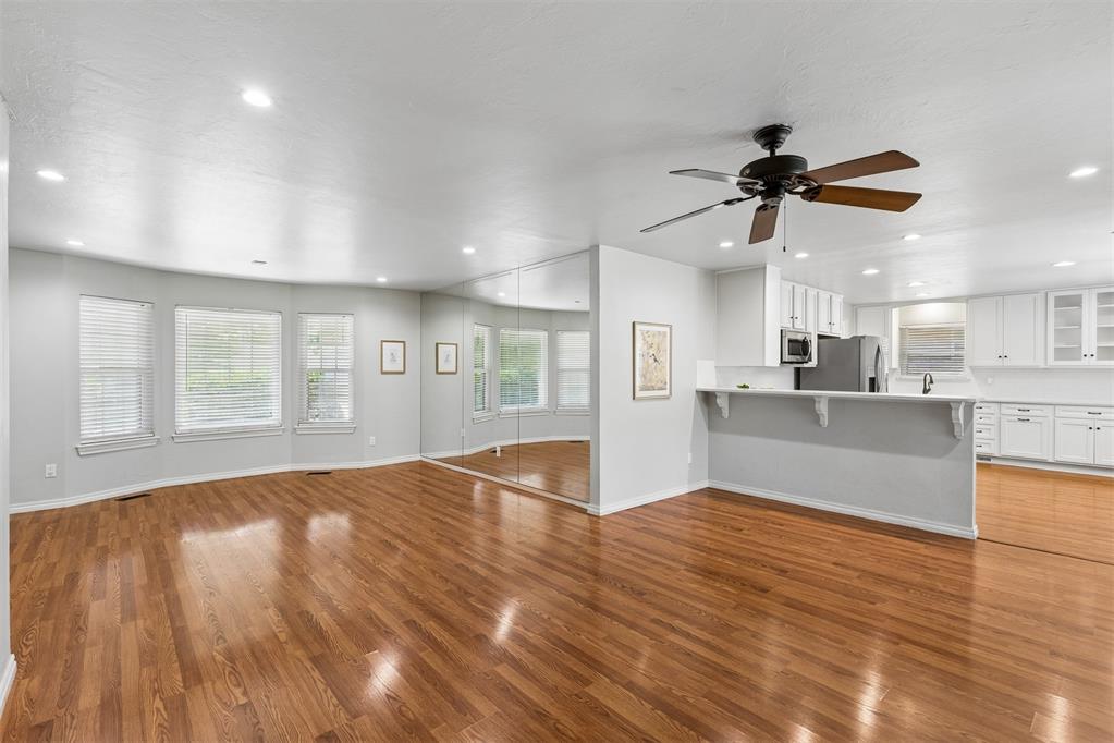 5005 NW 62nd Terrace