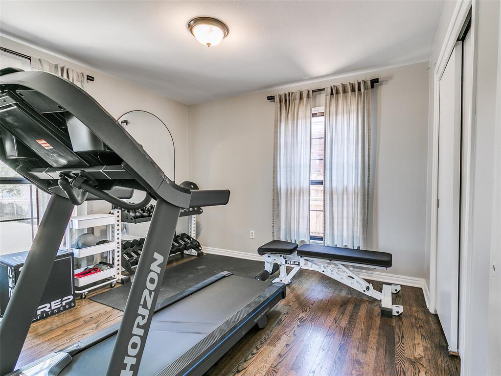 2821 NW 67th Street