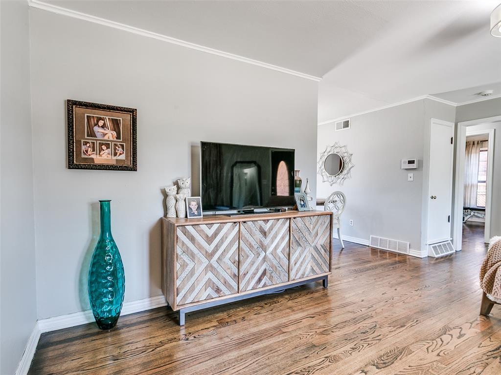 2821 NW 67th Street