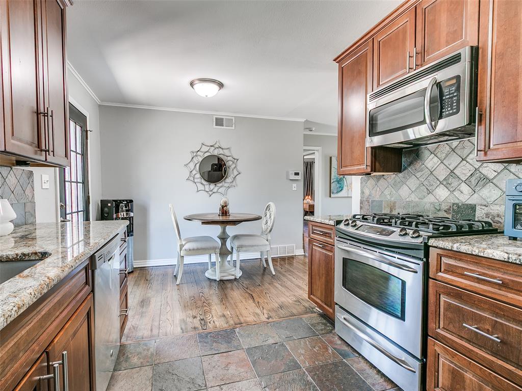 2821 NW 67th Street