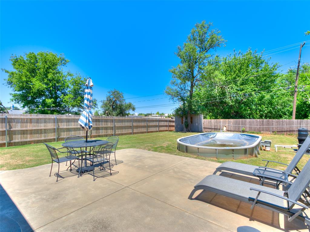 2821 NW 67th Street