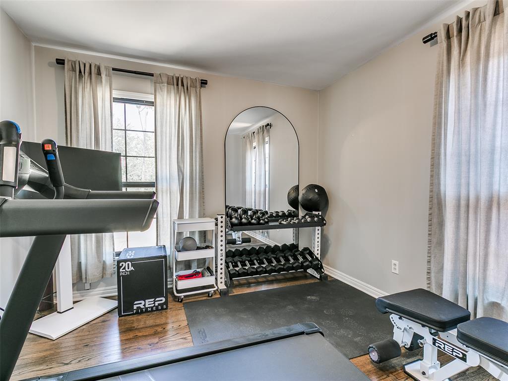 2821 NW 67th Street