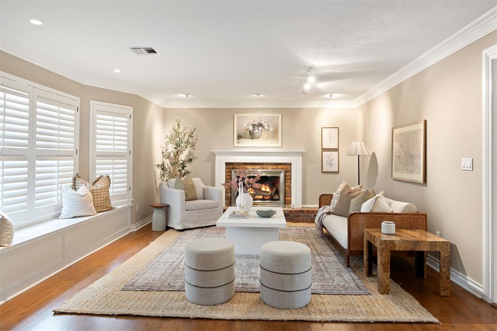 2219 S Dawn Marie Drive