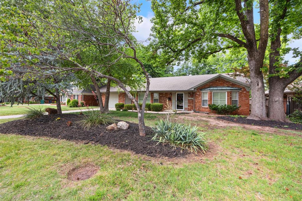 2219 S Dawn Marie Drive