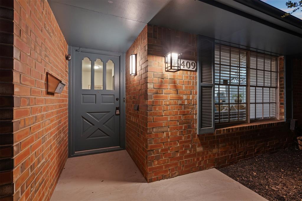 6409 N Ann Arbor Terrace