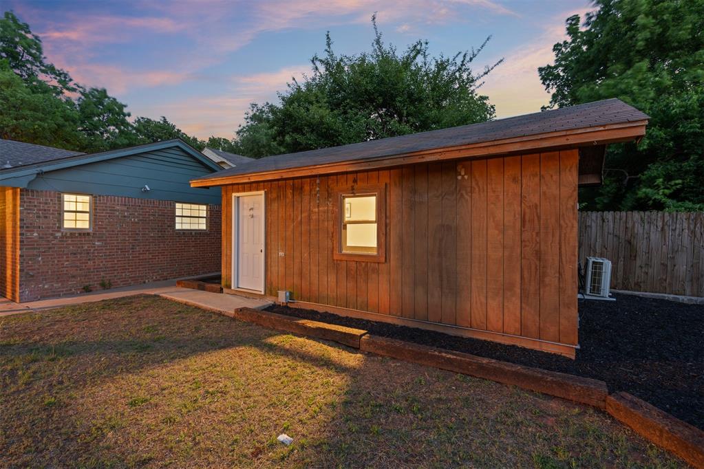 6409 N Ann Arbor Terrace