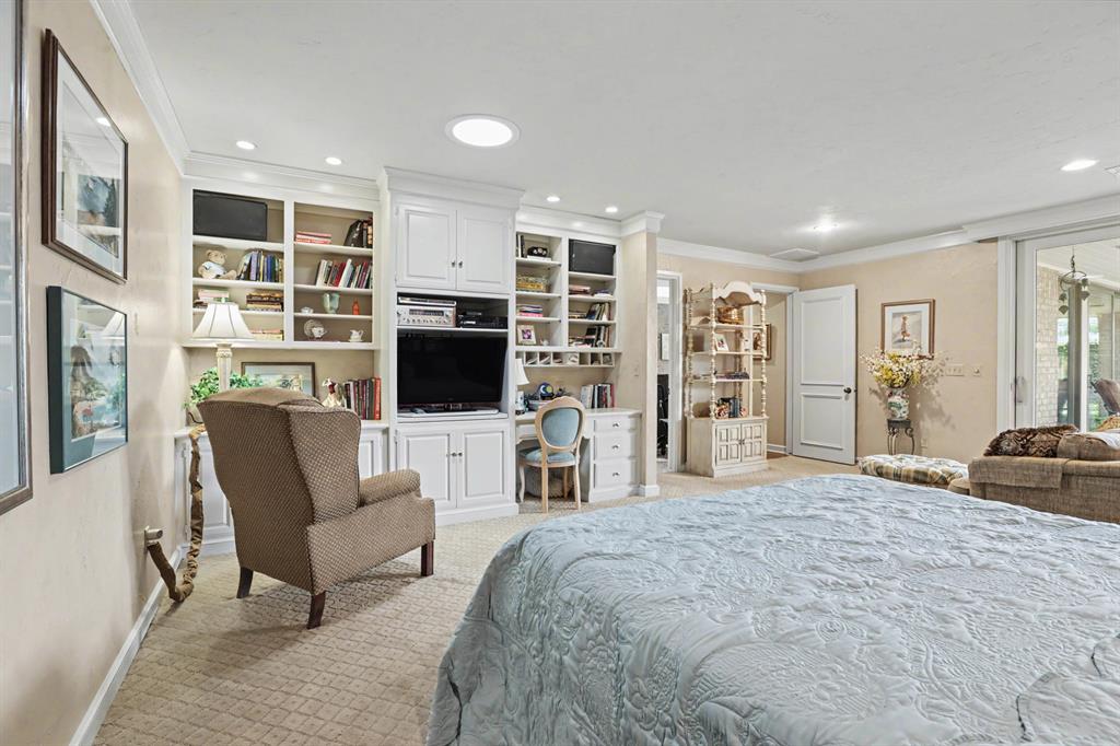 12905 Deerfield Court