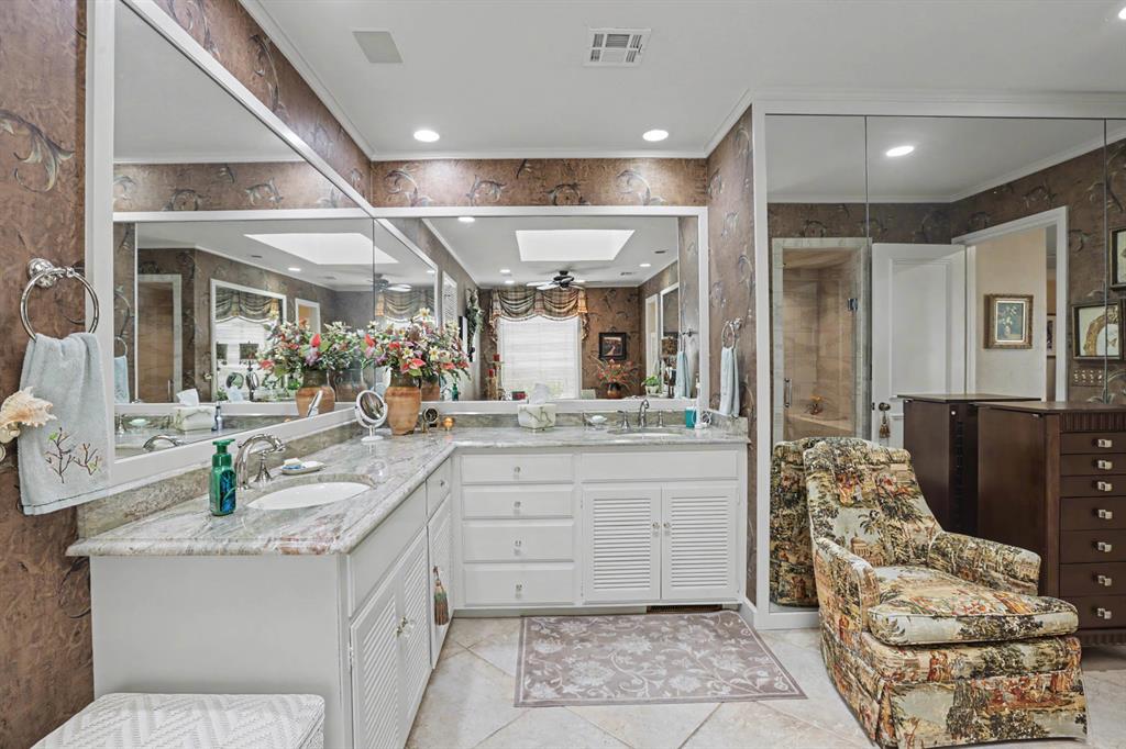 12905 Deerfield Court
