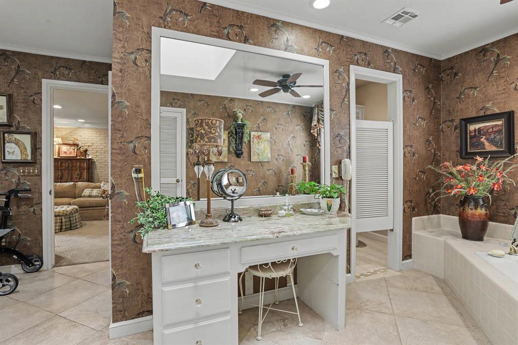 12905 Deerfield Court