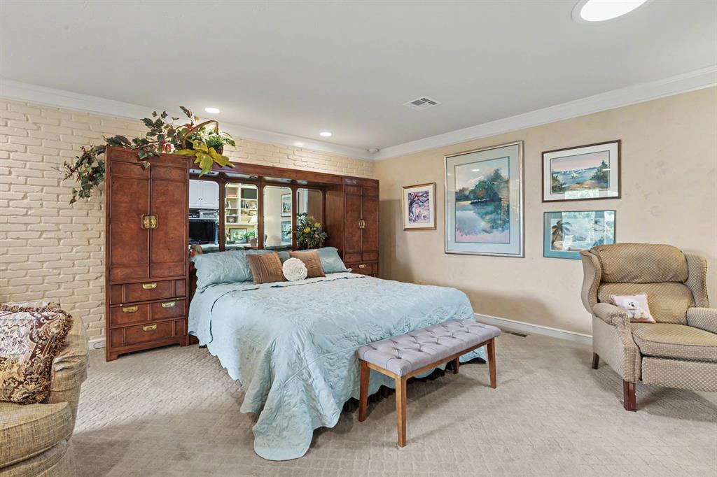 12905 Deerfield Court