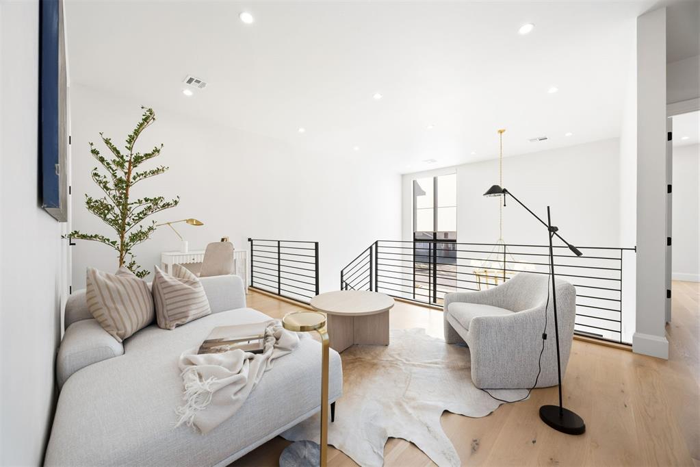 1129 NW 42nd Street