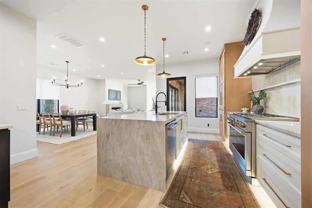 1129 NW 42nd Street