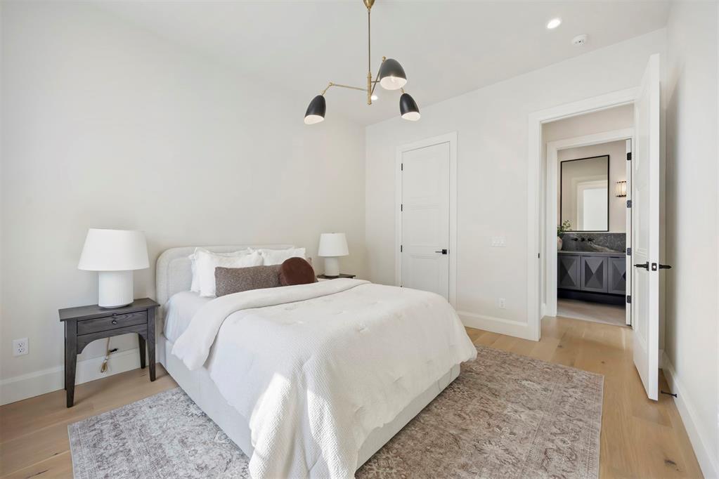 1129 NW 42nd Street