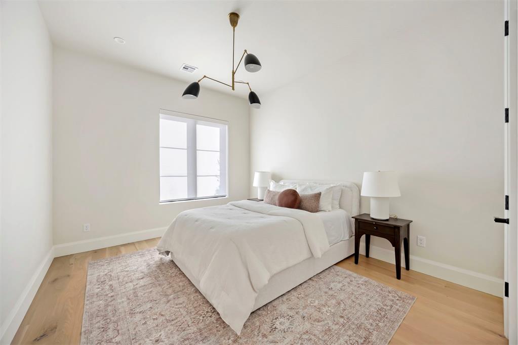 1129 NW 42nd Street
