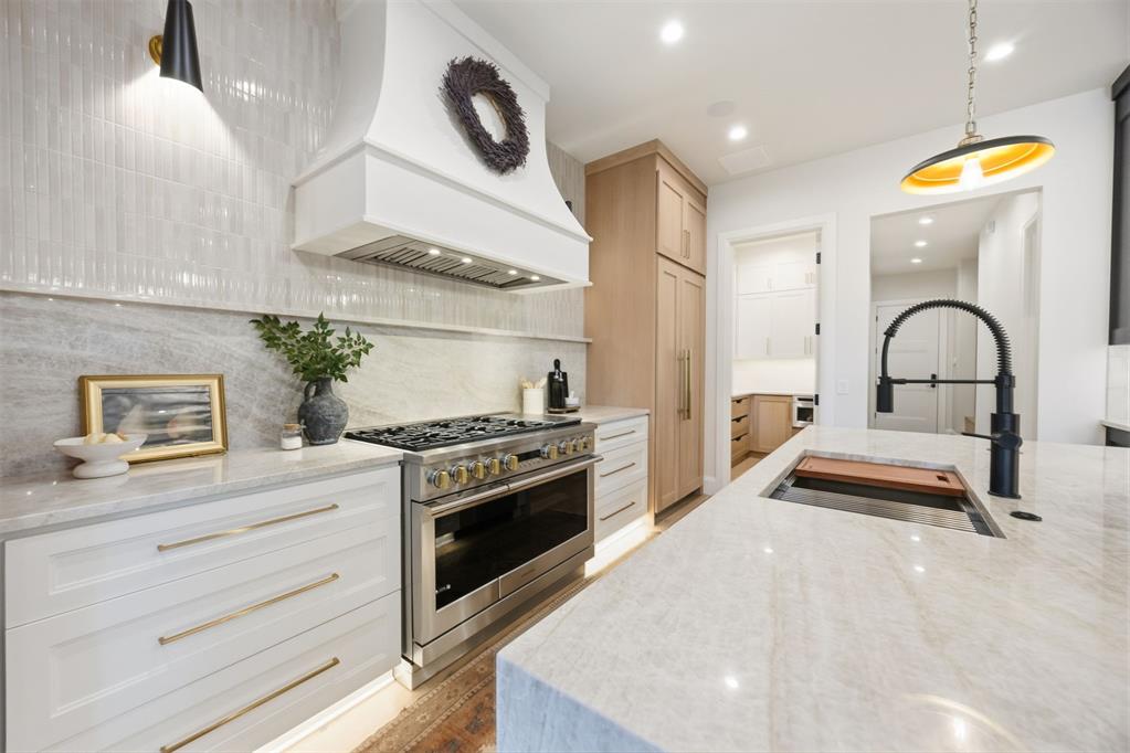 1129 NW 42nd Street