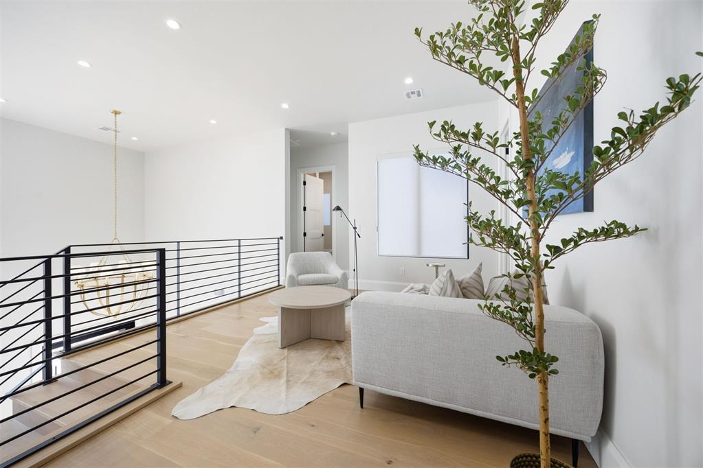 1129 NW 42nd Street