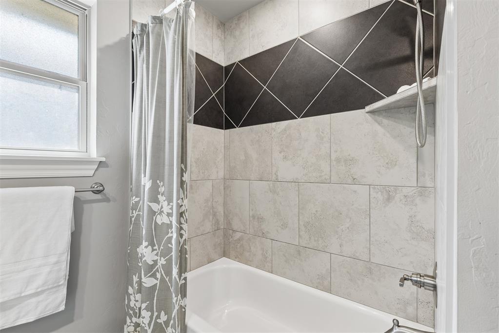 7932 Mimosa Drive