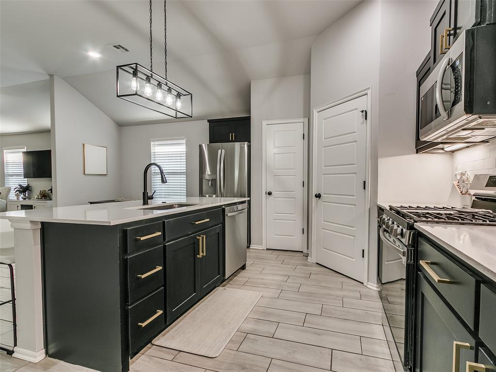 2548 NW 199th Street