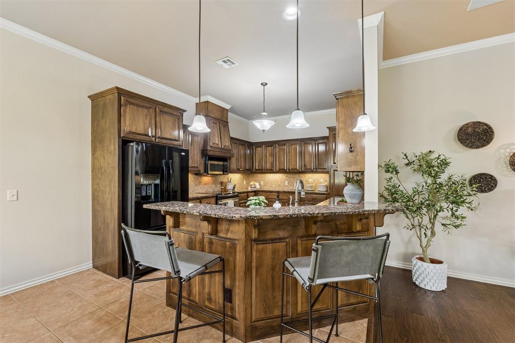 608 Ash Grove Circle
