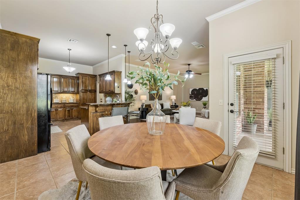 608 Ash Grove Circle