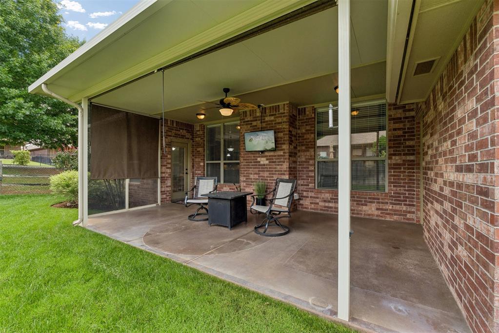 608 Ash Grove Circle