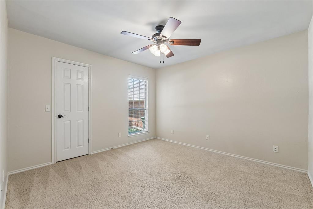 608 Ash Grove Circle