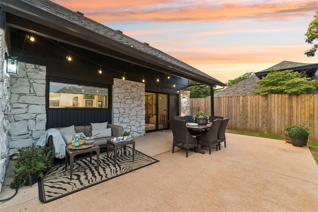 1011 Irvine Terrace