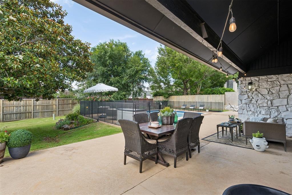 1011 Irvine Terrace