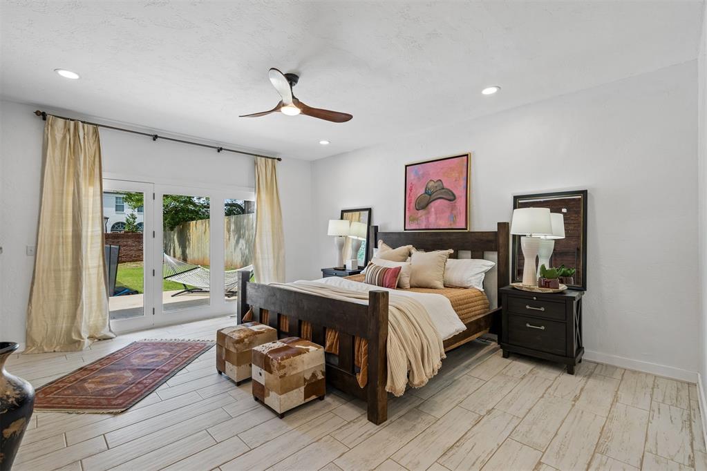 1011 Irvine Terrace