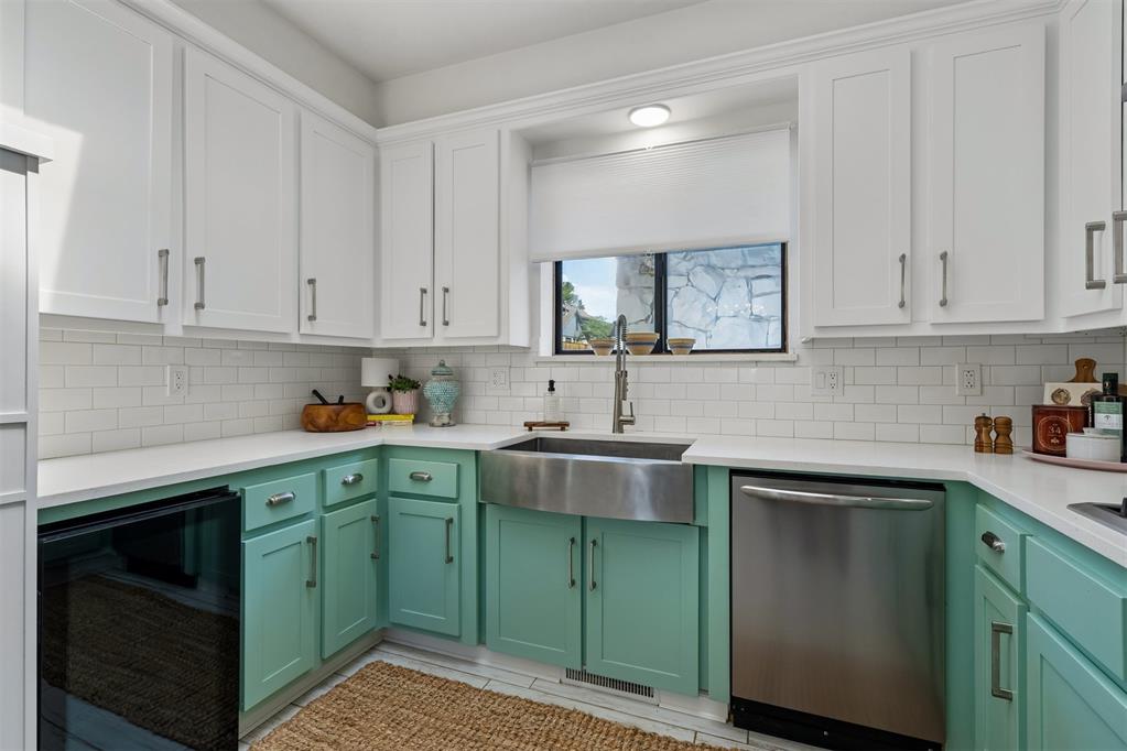 1011 Irvine Terrace