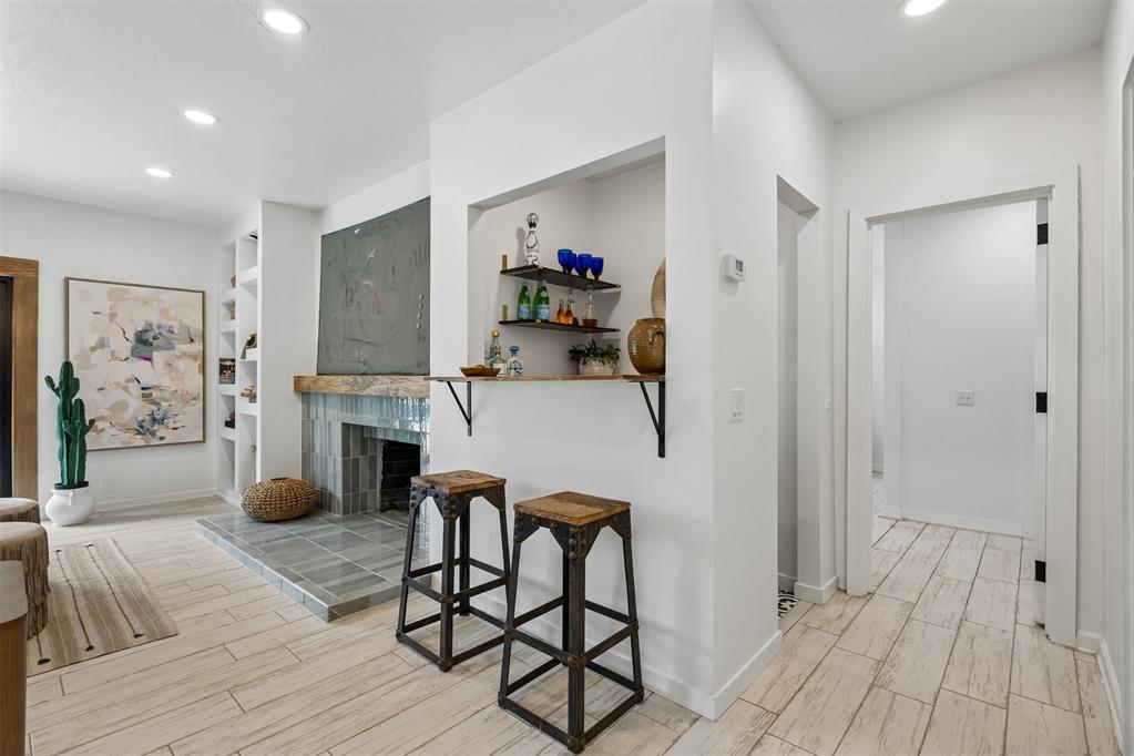1011 Irvine Terrace