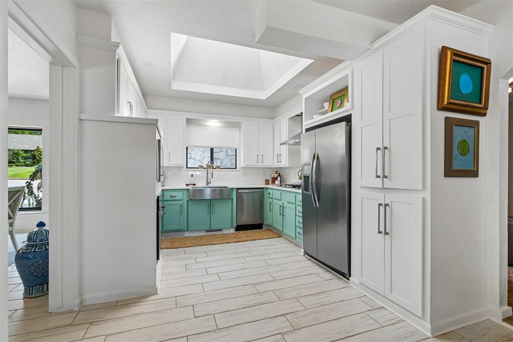1011 Irvine Terrace