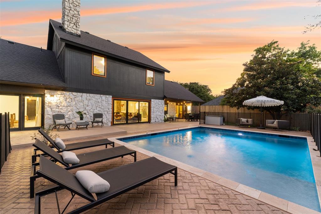 1011 Irvine Terrace