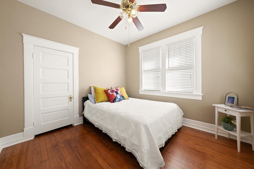 111 NW 25th Street