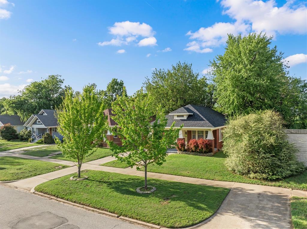 111 NW 25th Street