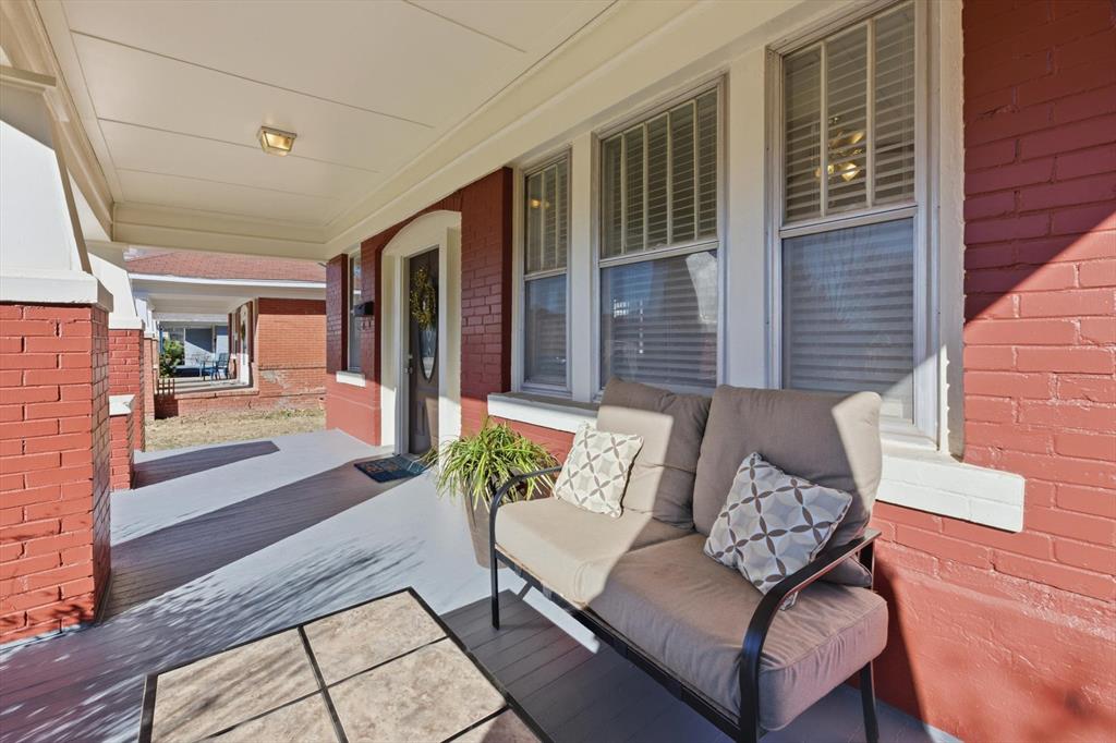 111 NW 25th Street