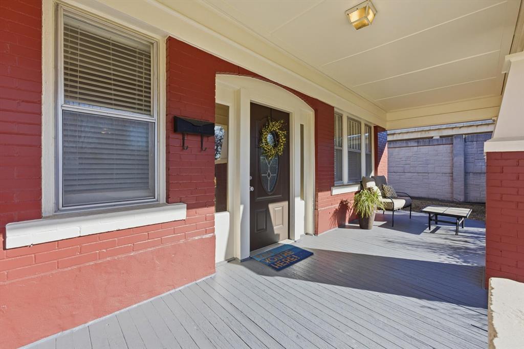 111 NW 25th Street