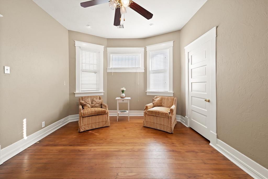 111 NW 25th Street