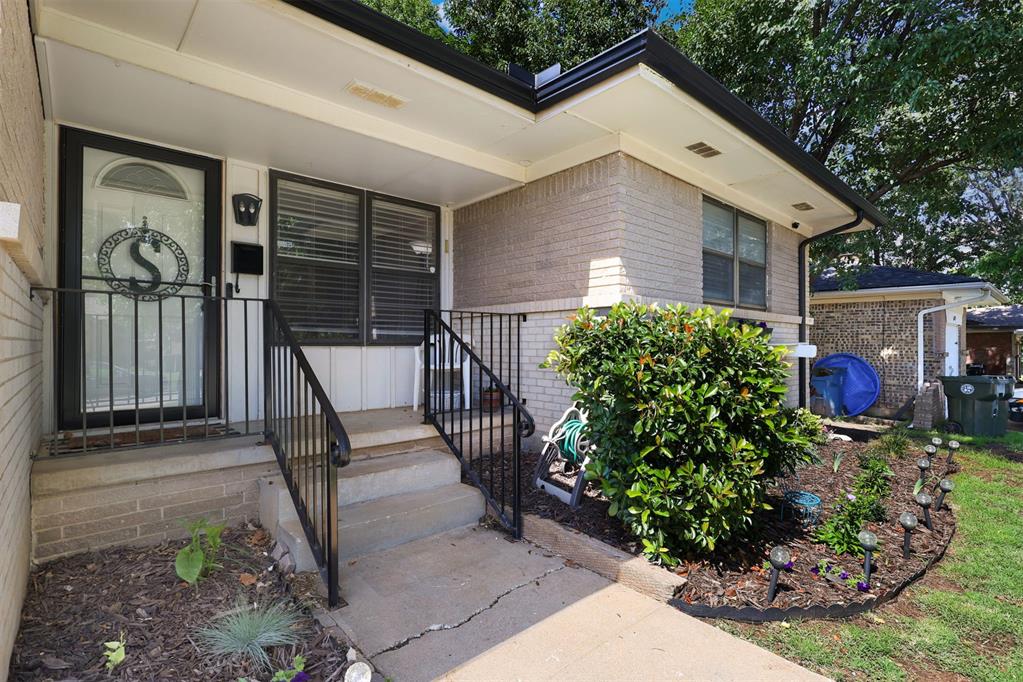 6205 SE 9th Street