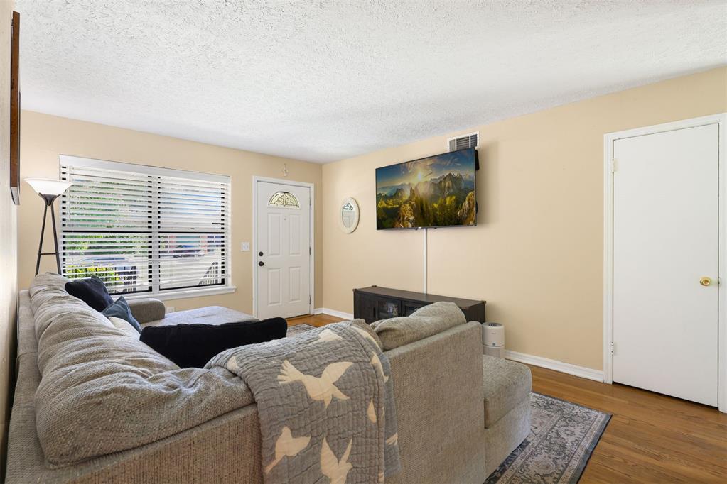 6205 SE 9th Street